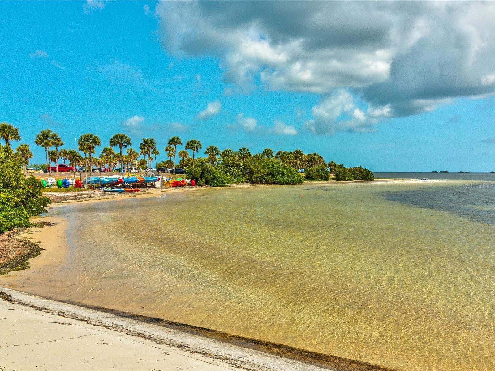 SEA BREEZE ISLAND - Residential
