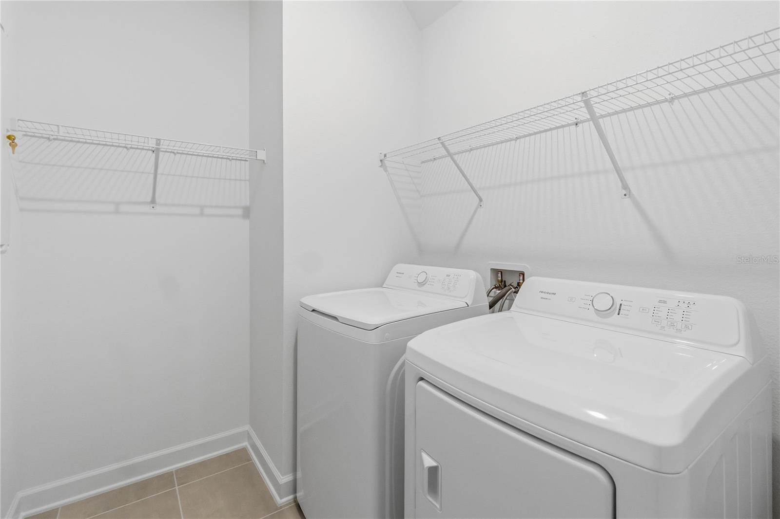 BRIDGEWALK - Residential Lease