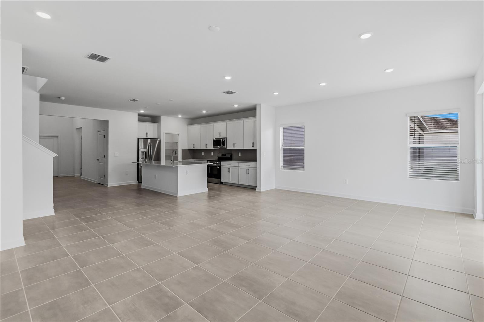 BRIDGEWALK - Residential Lease