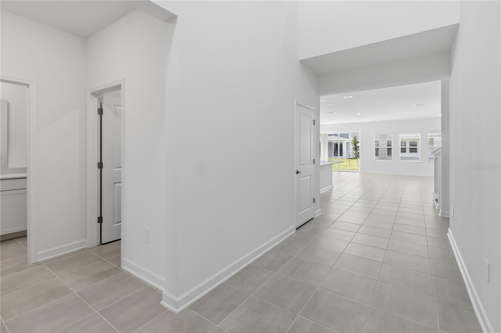 BRIDGEWALK - Residential Lease