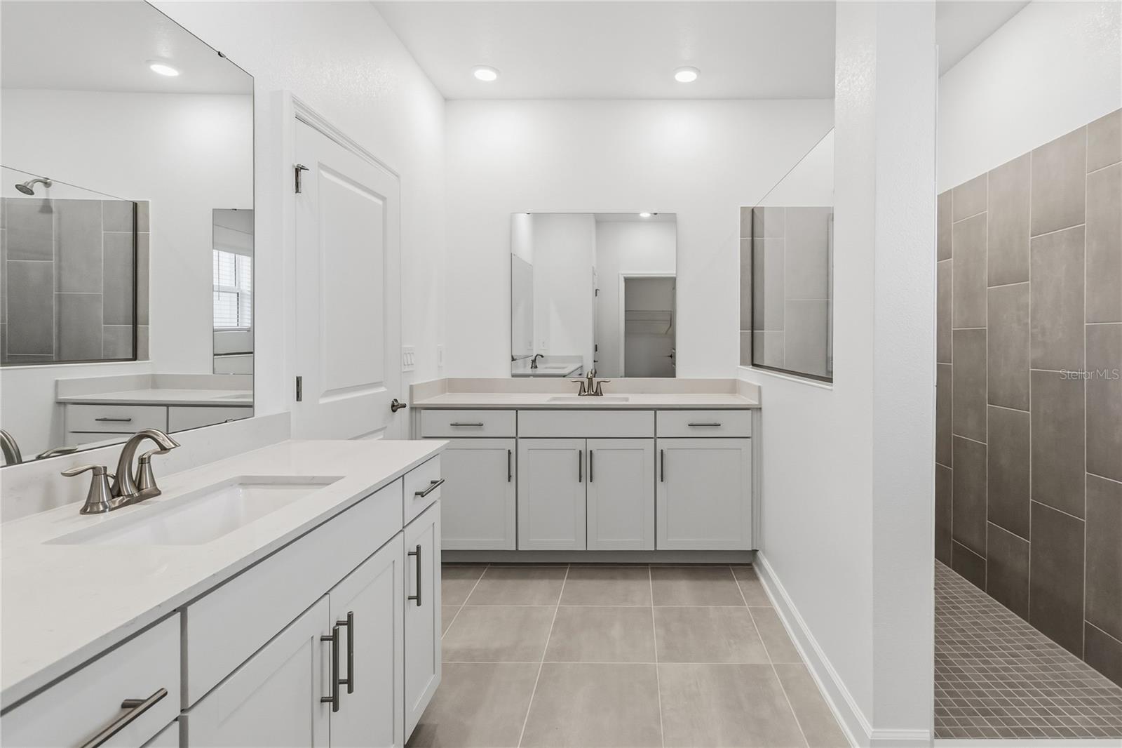 BRIDGEWALK - Residential Lease