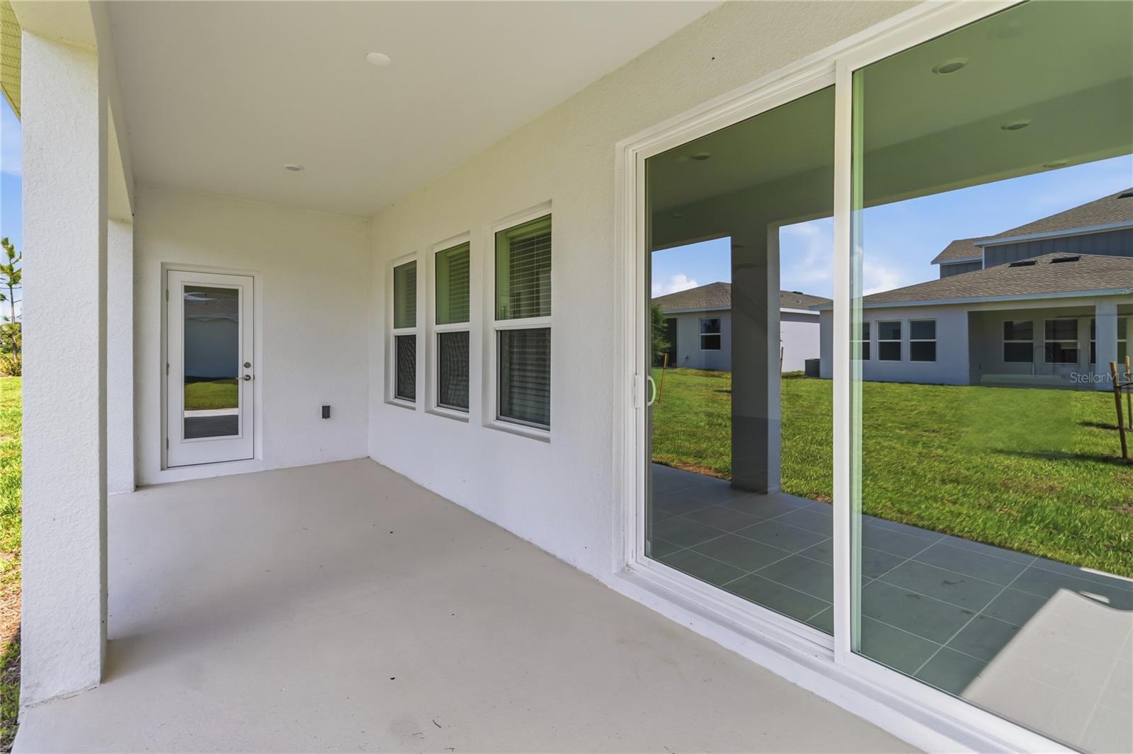 BRIDGEWALK - Residential Lease