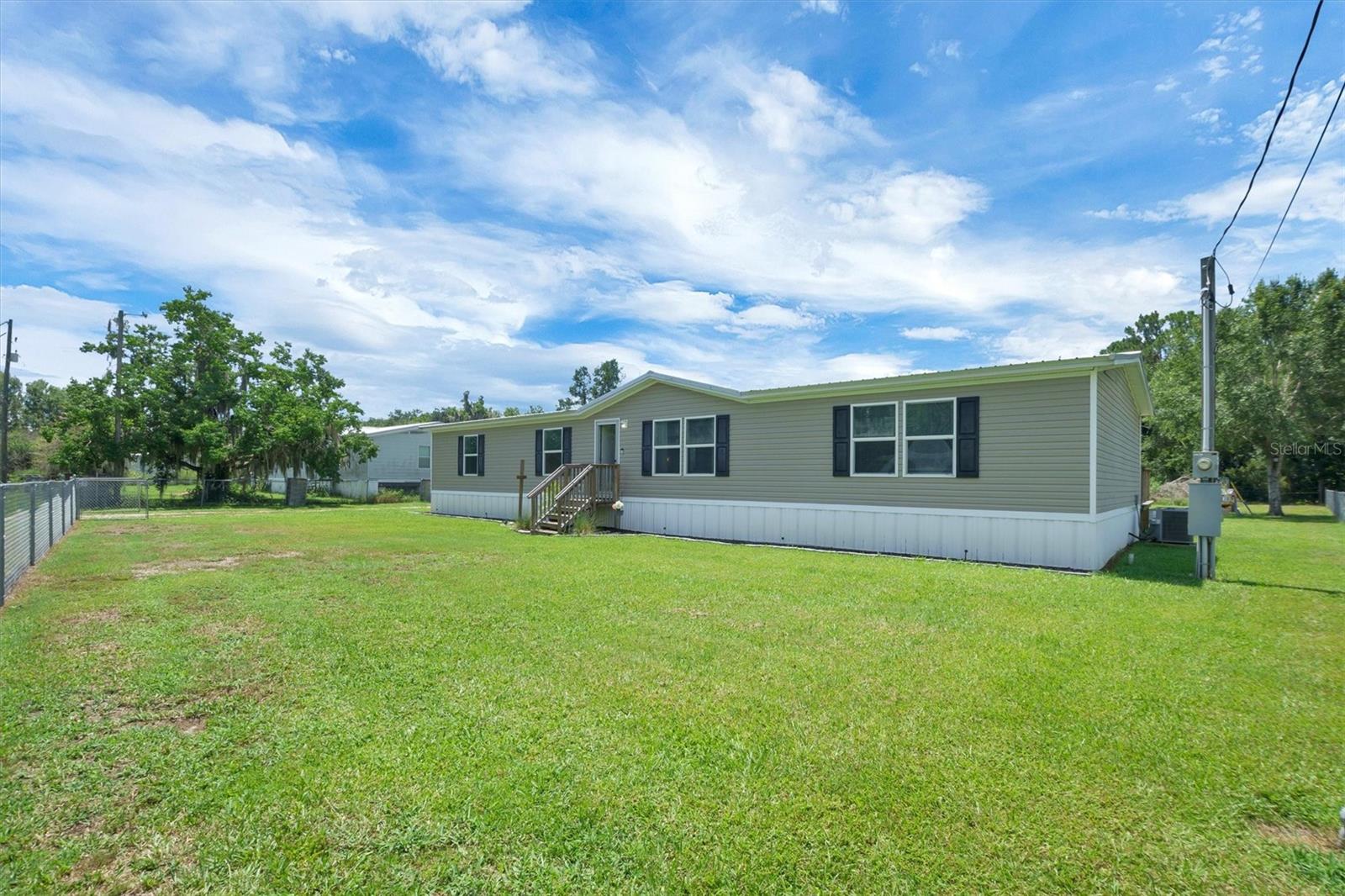 COUNTRY TRAILS PH 04 - Residential