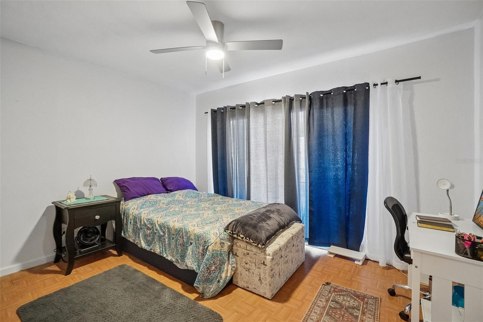 OAK LAKE HEIGHTS - Residential