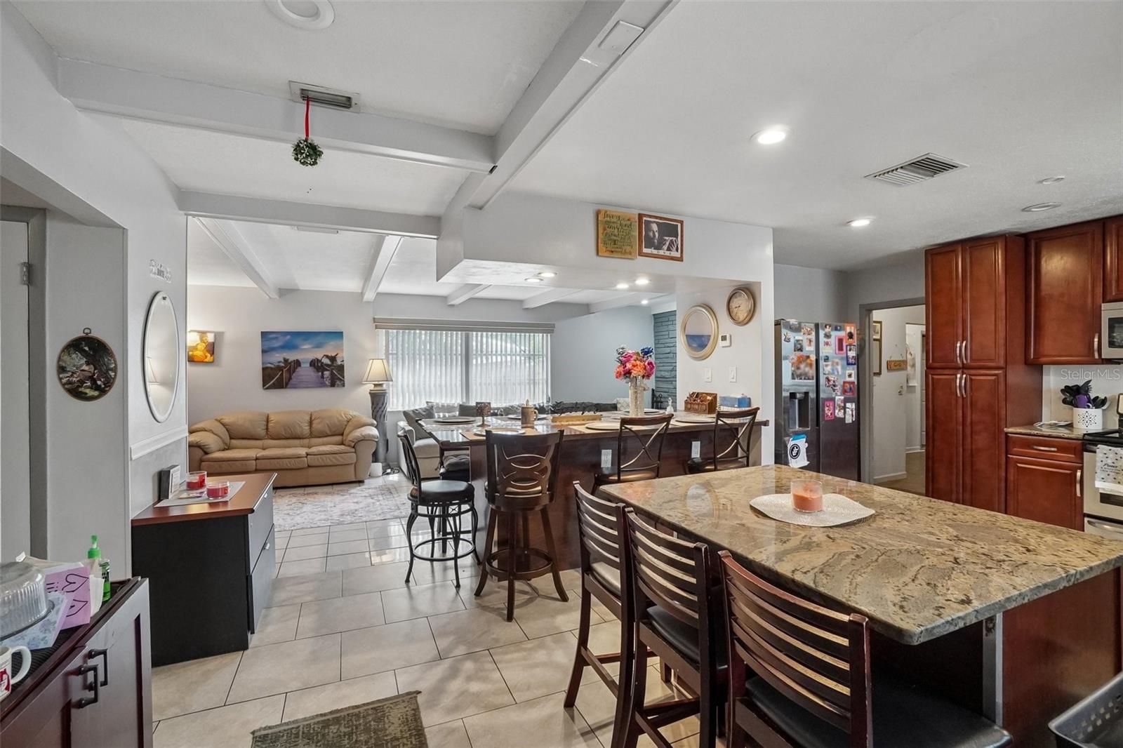 OAK LAKE HEIGHTS - Residential