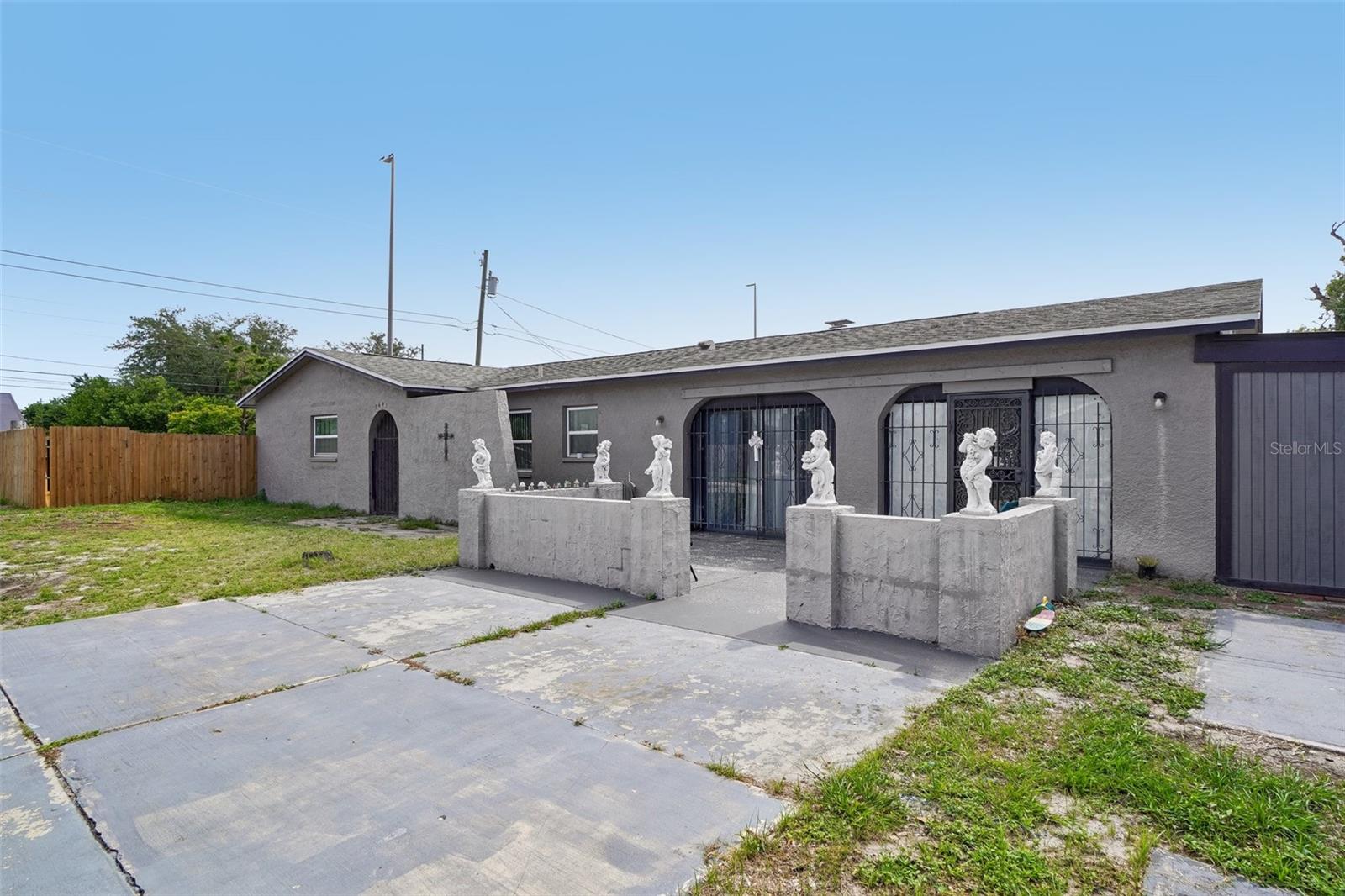 OAK LAKE HEIGHTS - Residential