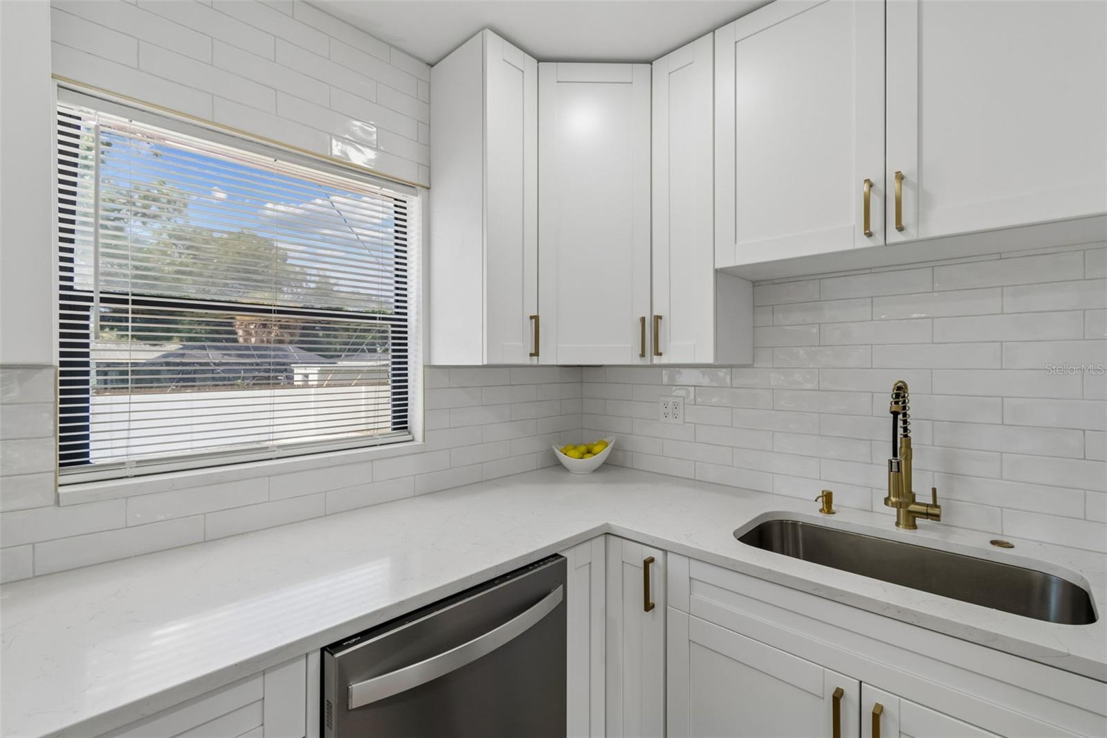 AYALAS ADD TO WELLSWOOD - Residential