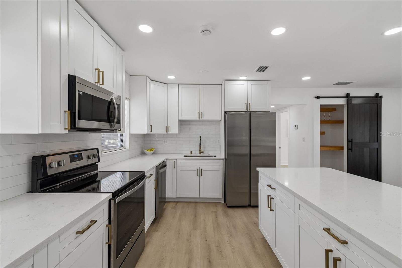 AYALAS ADD TO WELLSWOOD - Residential