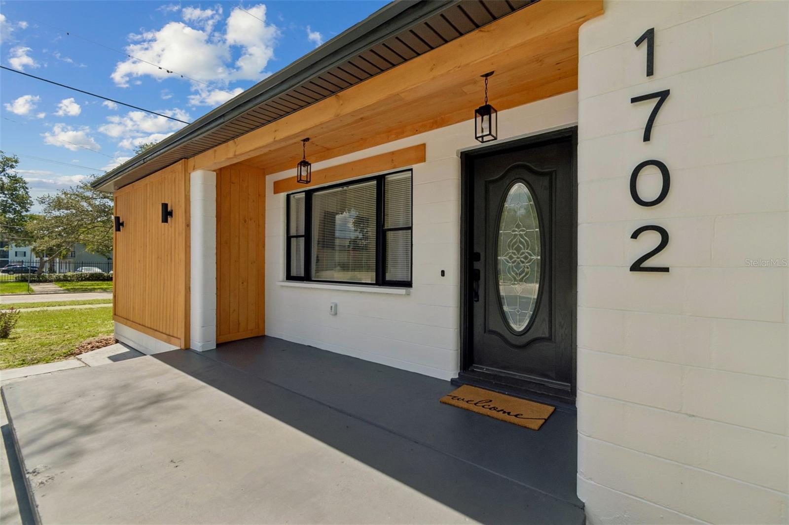 AYALAS ADD TO WELLSWOOD - Residential