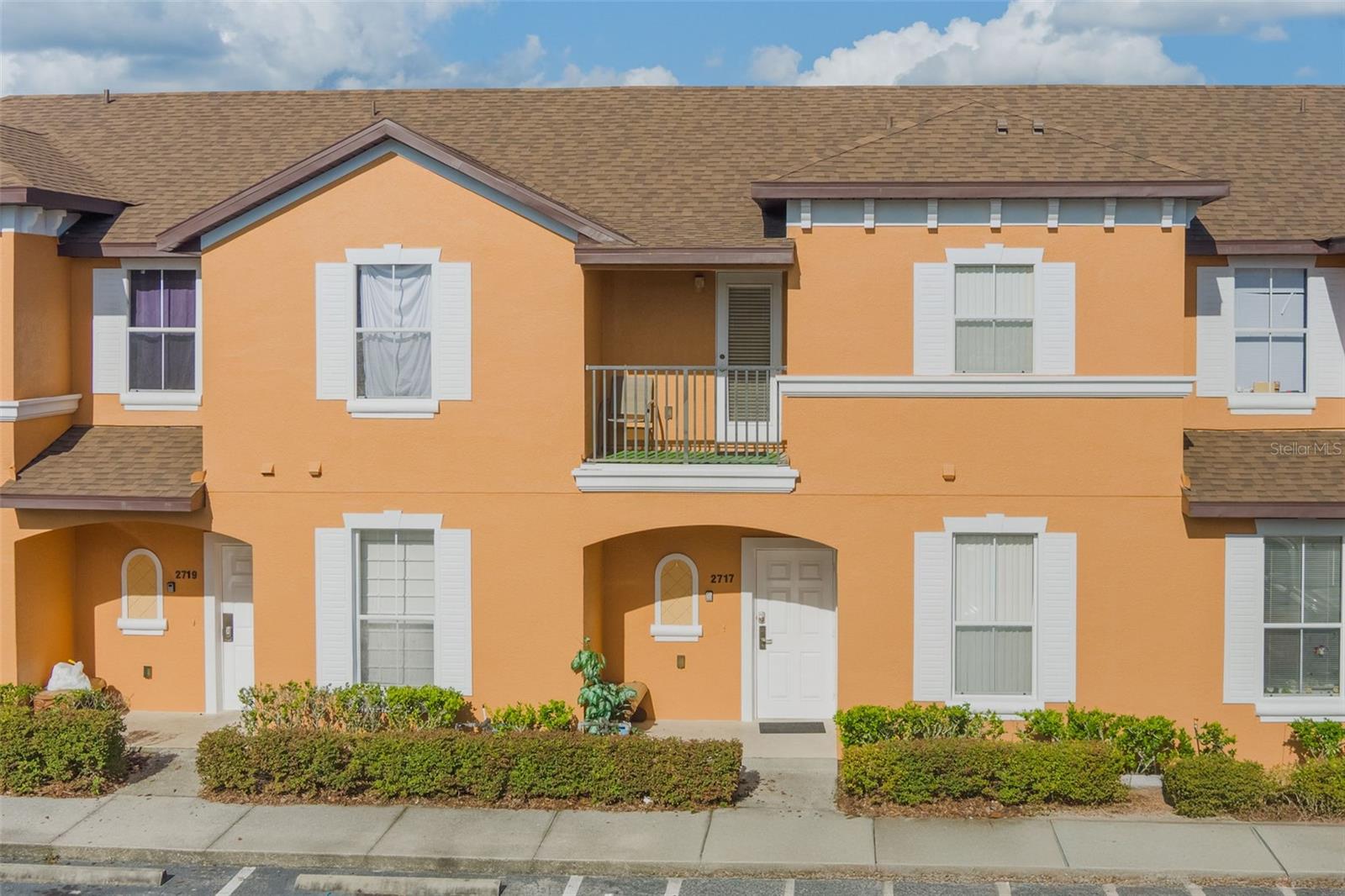 REGAL OAKS AT OLD TOWN - Residential