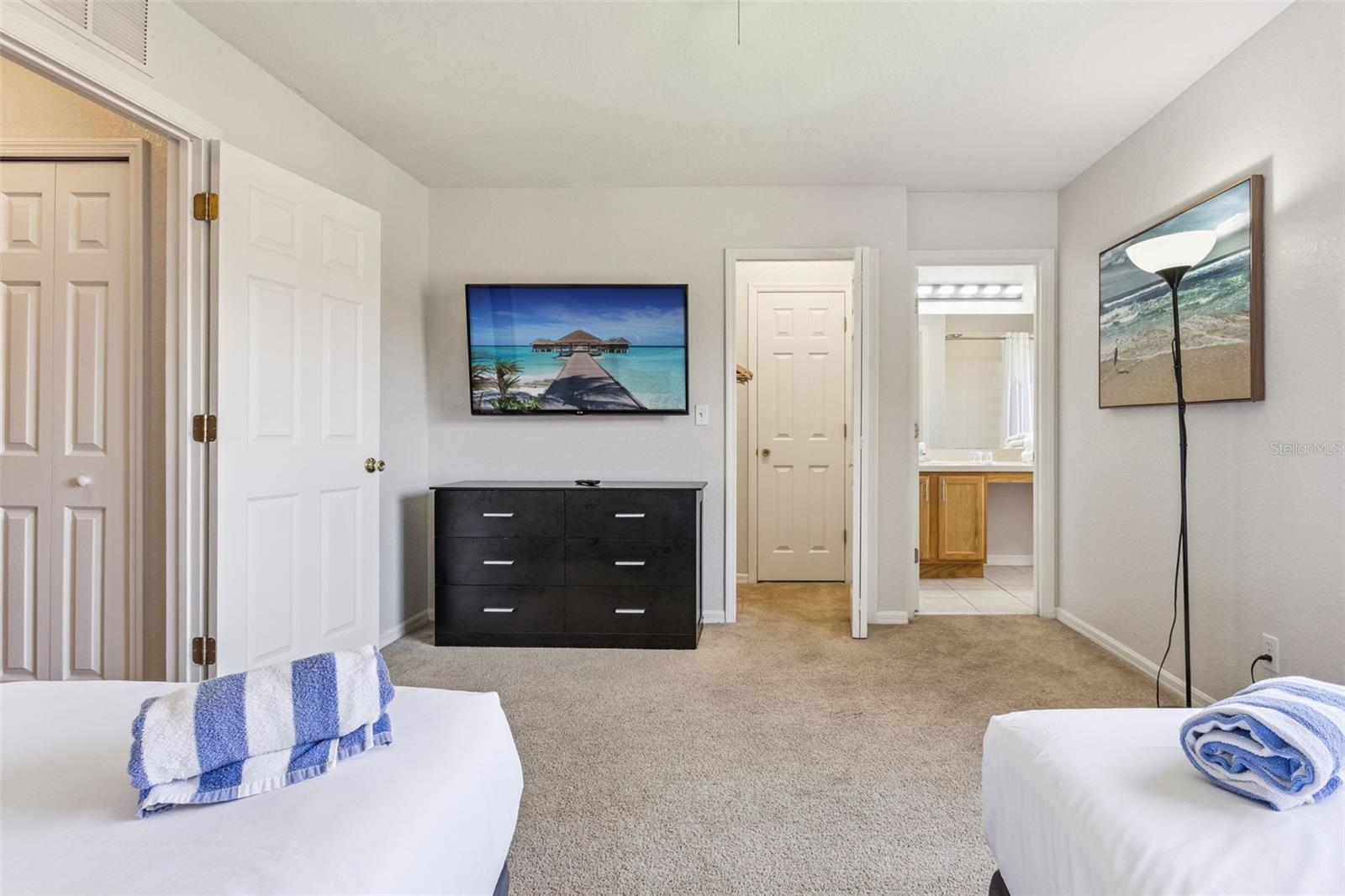 REGAL OAKS AT OLD TOWN - Residential