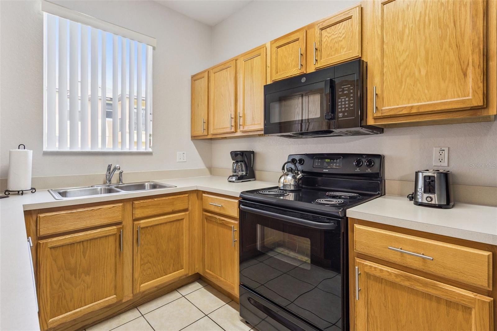 REGAL OAKS AT OLD TOWN - Residential