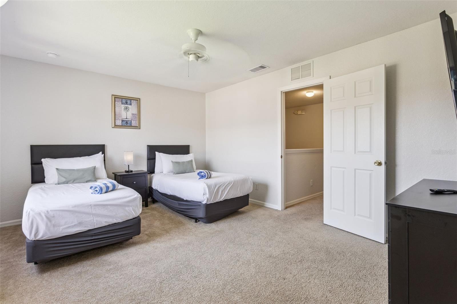 REGAL OAKS AT OLD TOWN - Residential