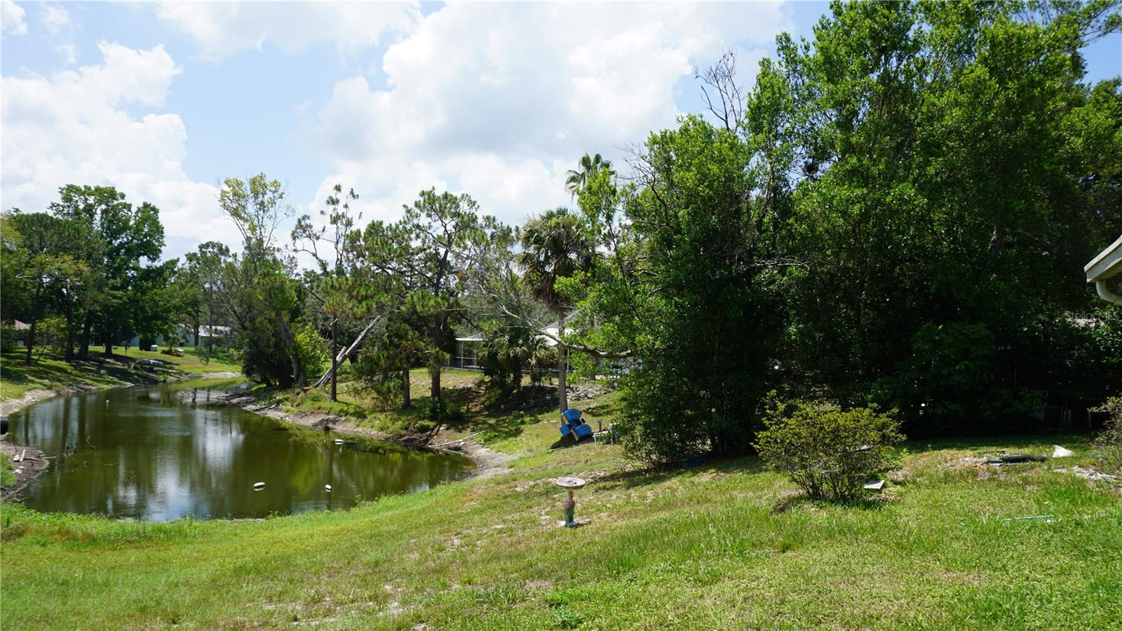 BEACON WOODS VILLAGE - Residential