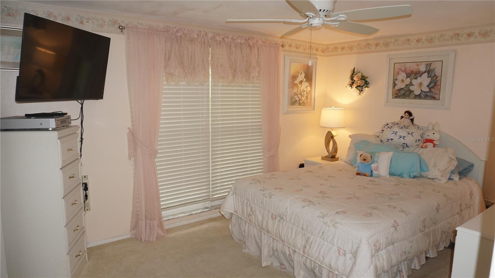 BEACON WOODS VILLAGE - Residential