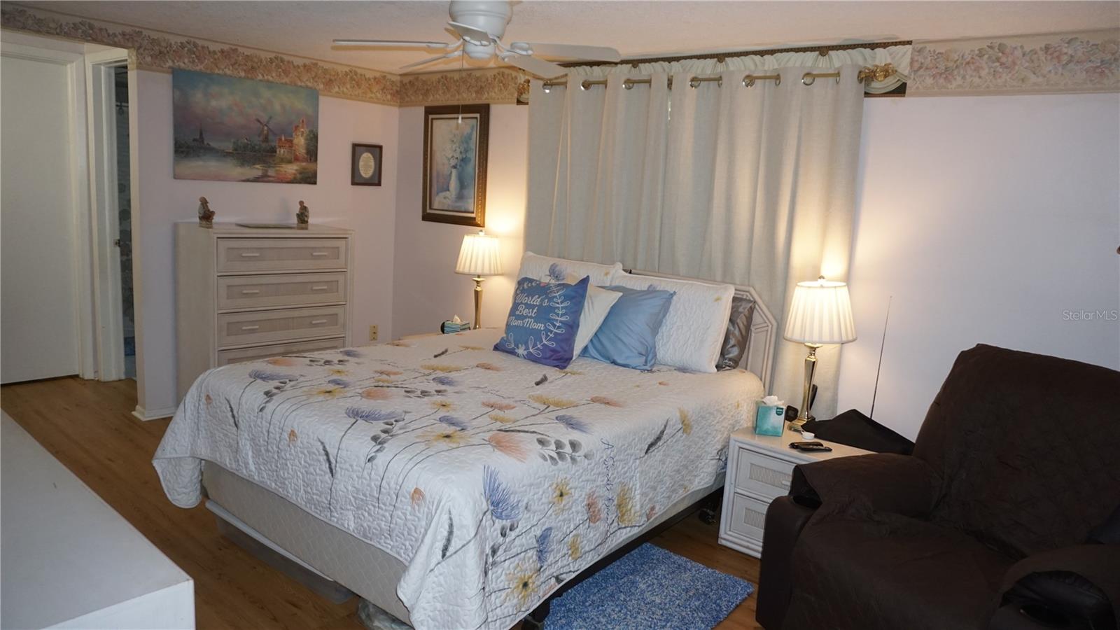 BEACON WOODS VILLAGE - Residential