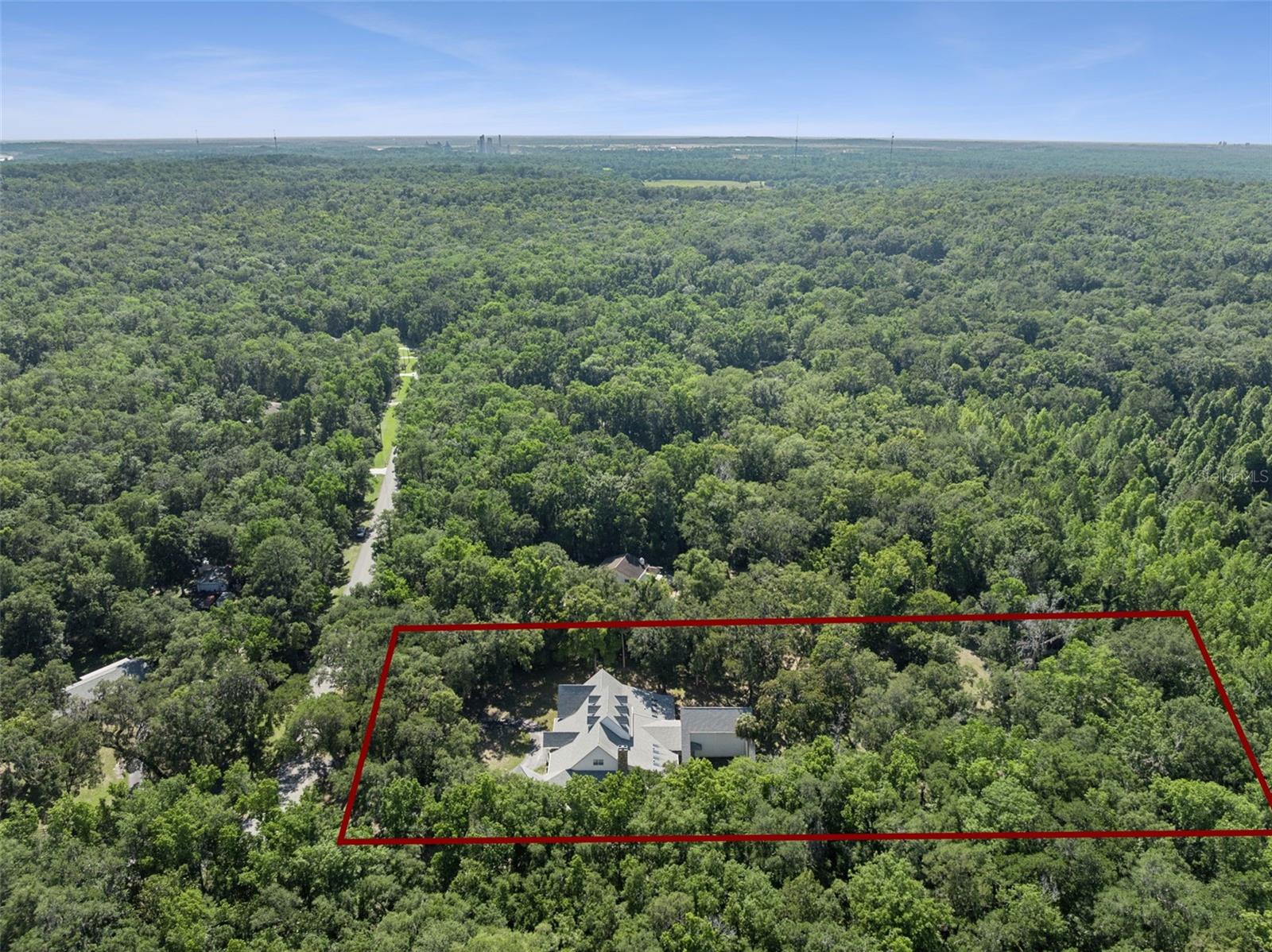 ROYAL OAKS ESTATE - Residential