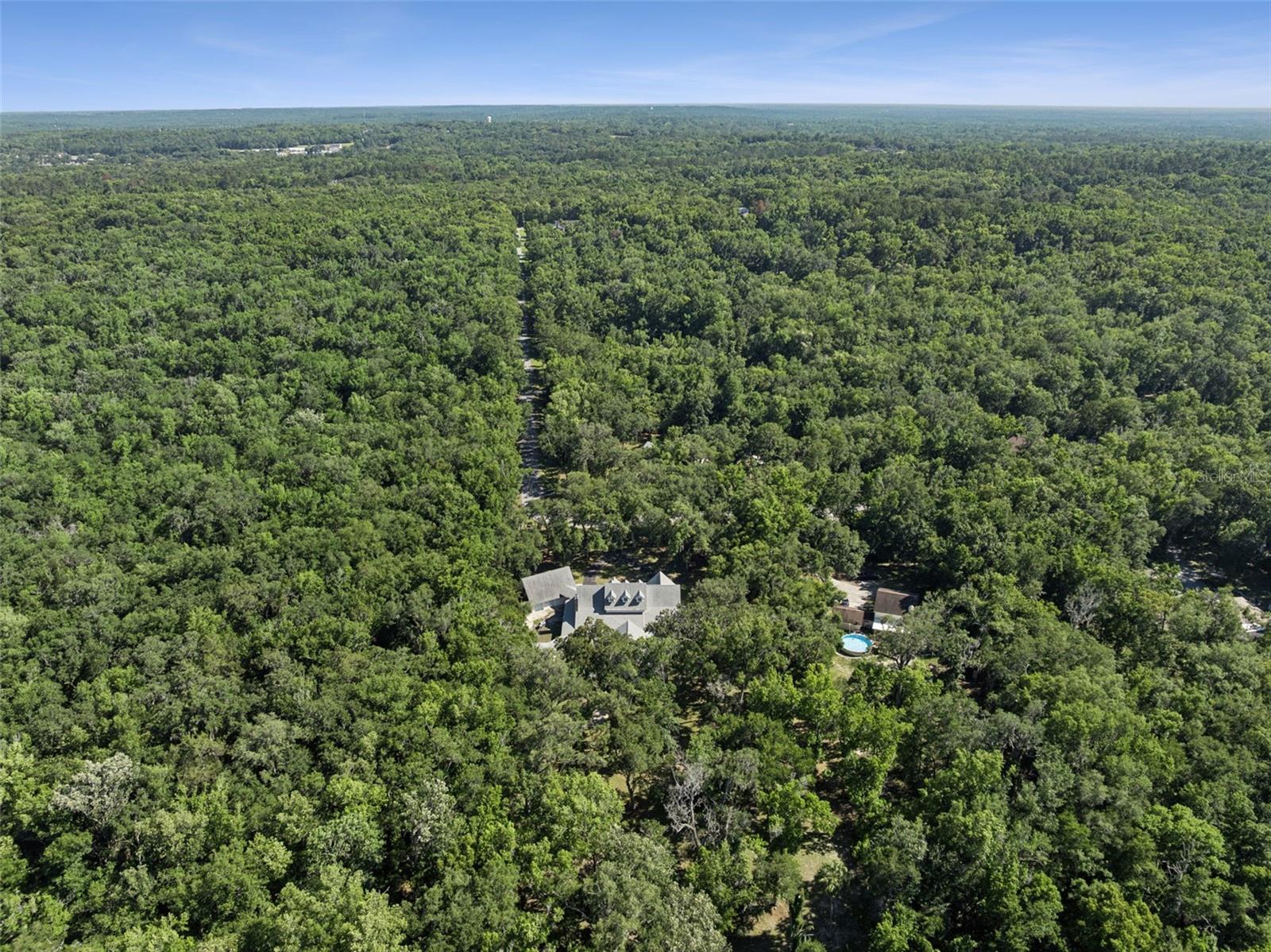 ROYAL OAKS ESTATE - Residential