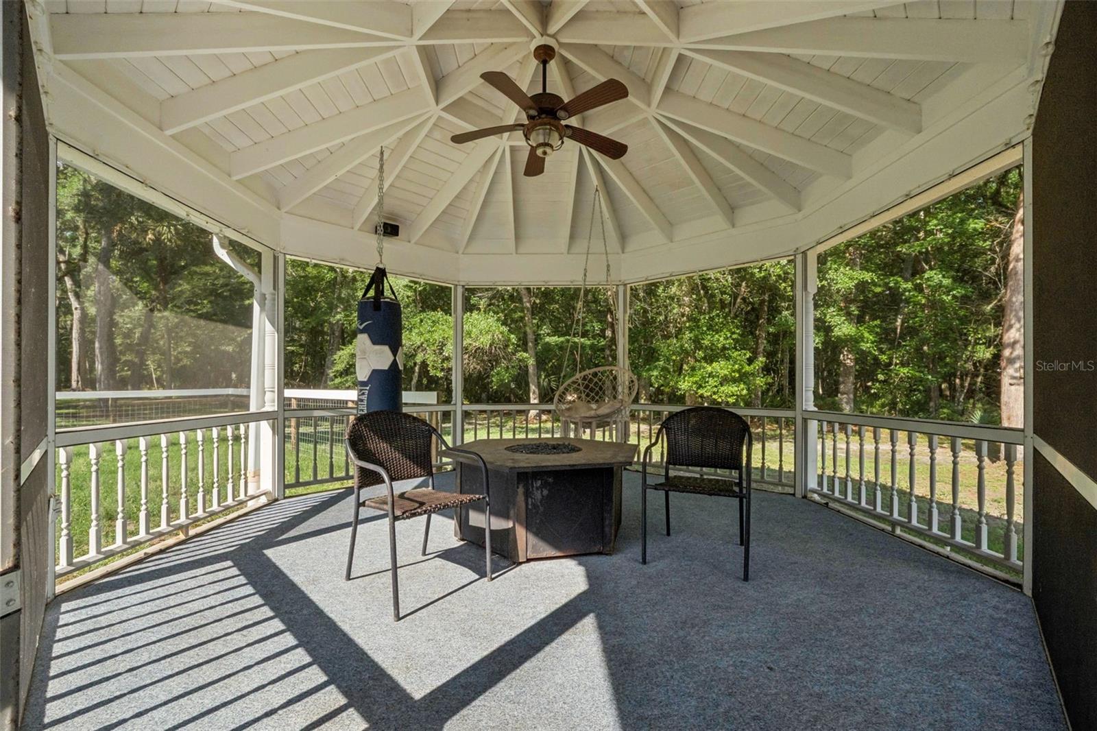 ROYAL OAKS ESTATE - Residential