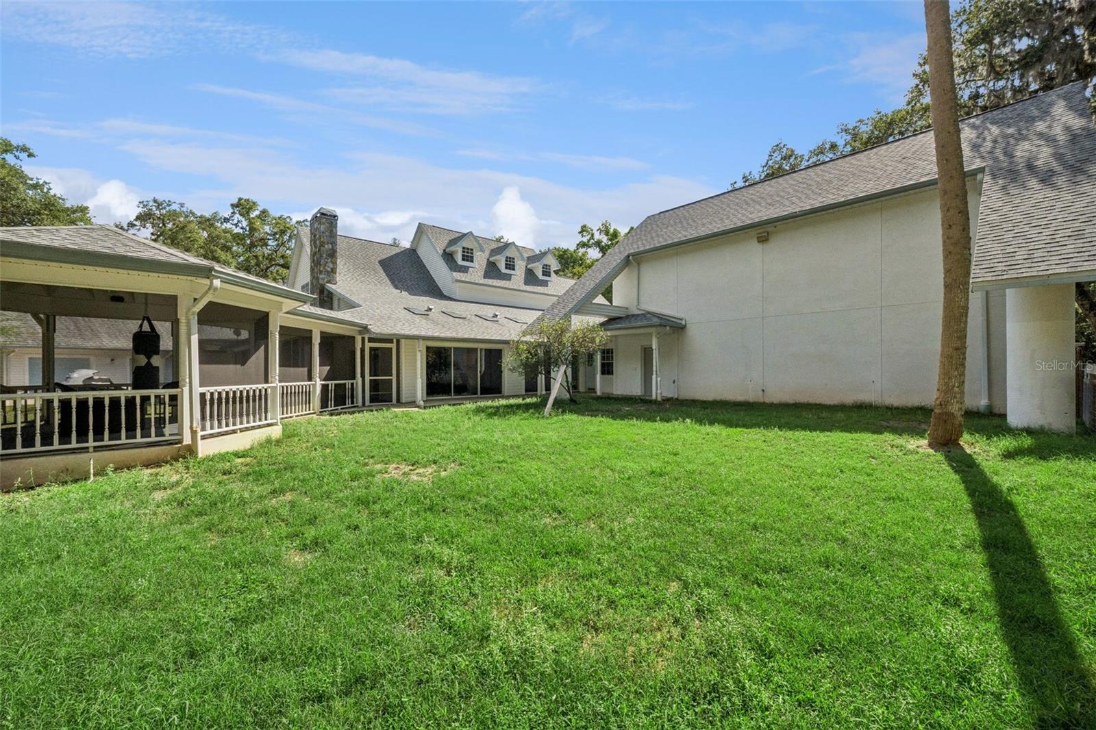 ROYAL OAKS ESTATE - Residential