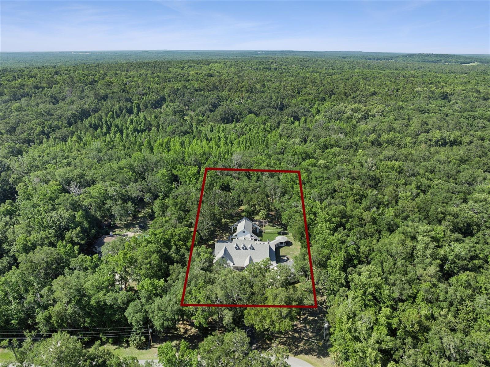 ROYAL OAKS ESTATE - Residential