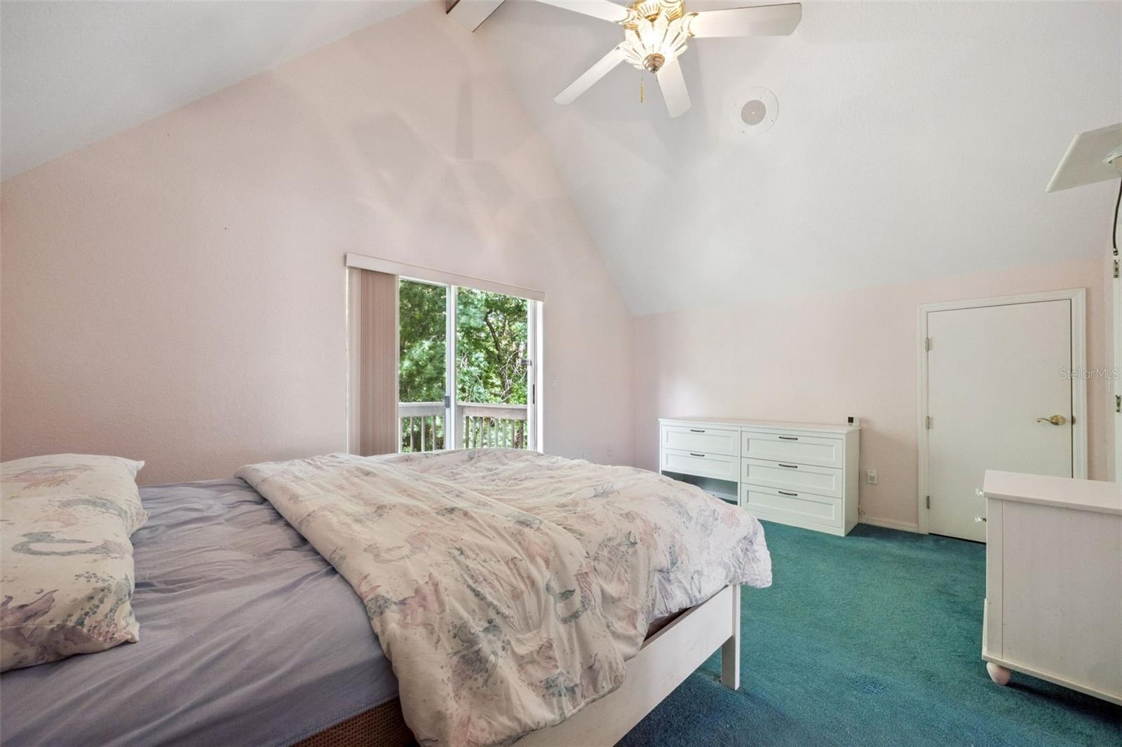 ROYAL OAKS ESTATE - Residential