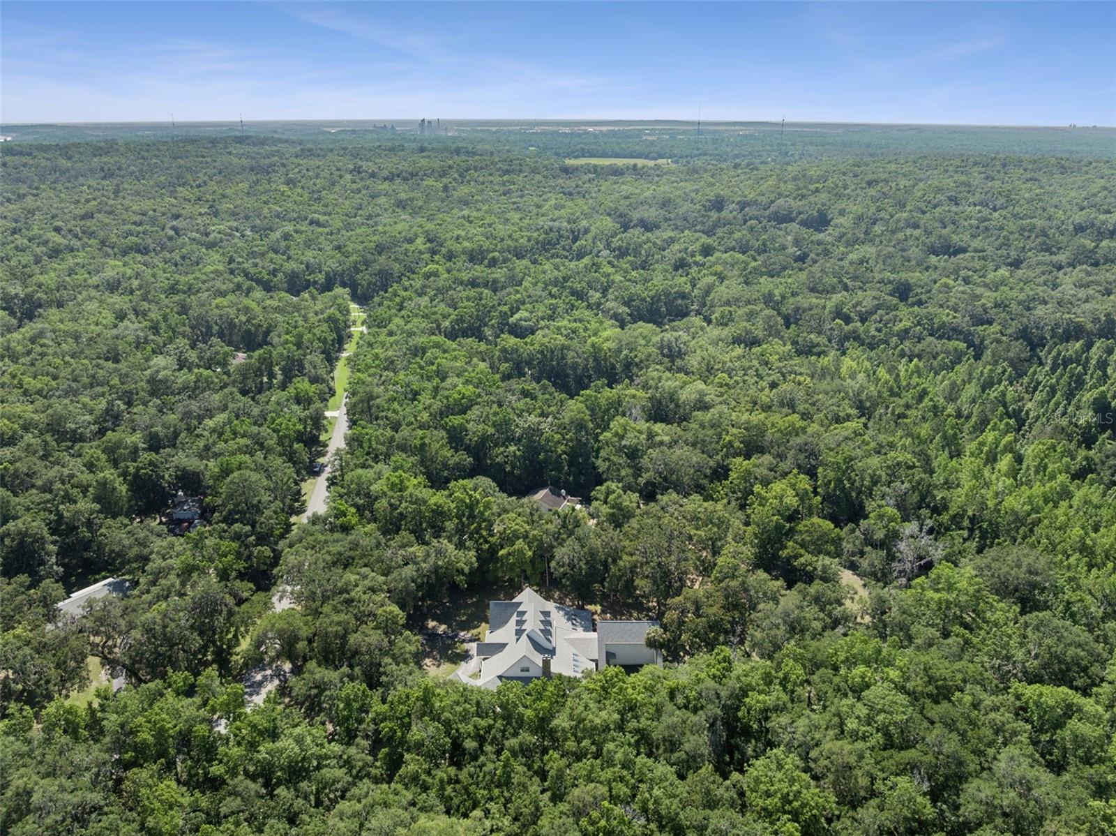 ROYAL OAKS ESTATE - Residential