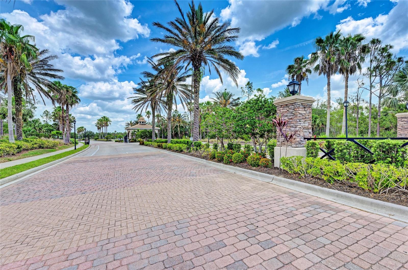 STONEYBROOK AT VENICE - Residential