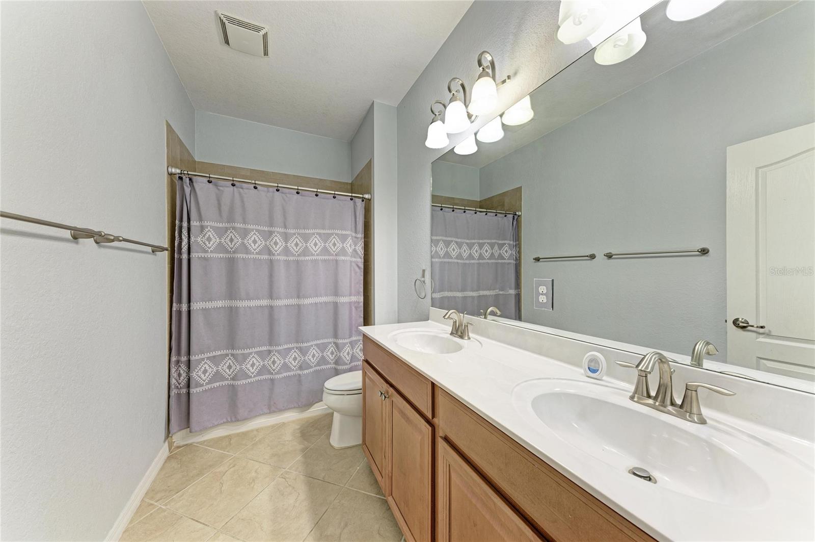 STONEYBROOK AT VENICE - Residential