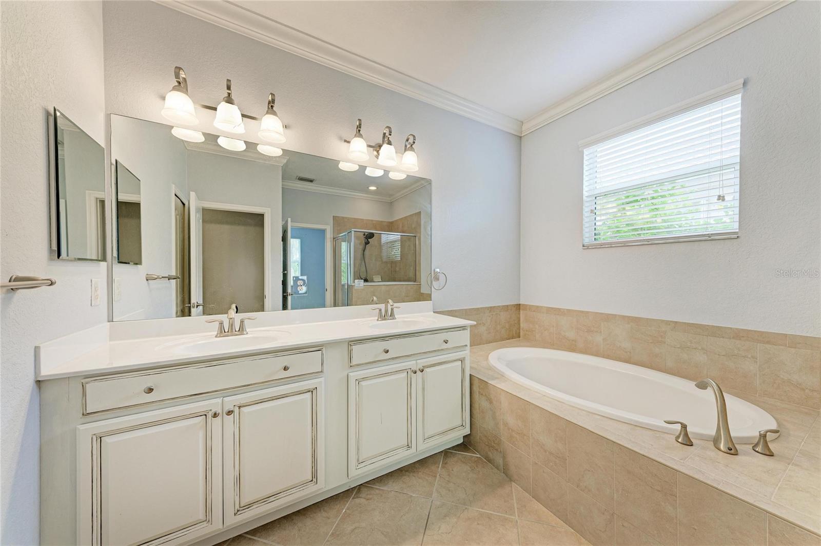STONEYBROOK AT VENICE - Residential