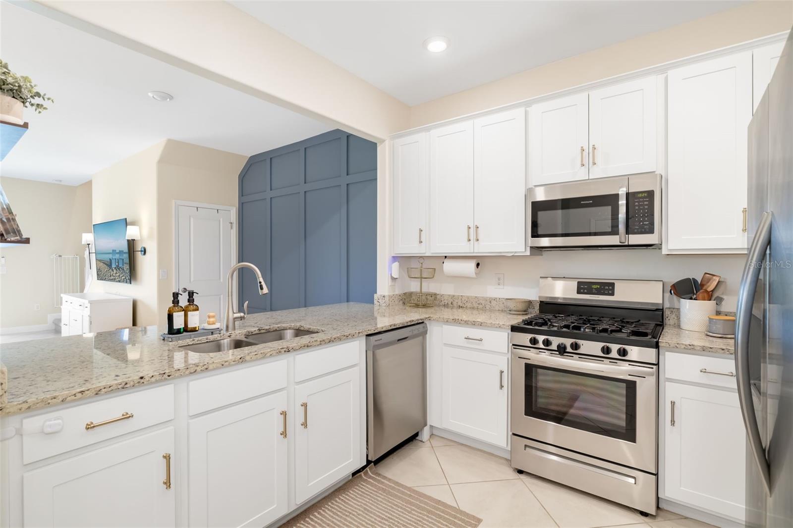 LORRAINE LAKES PH IIA - Residential