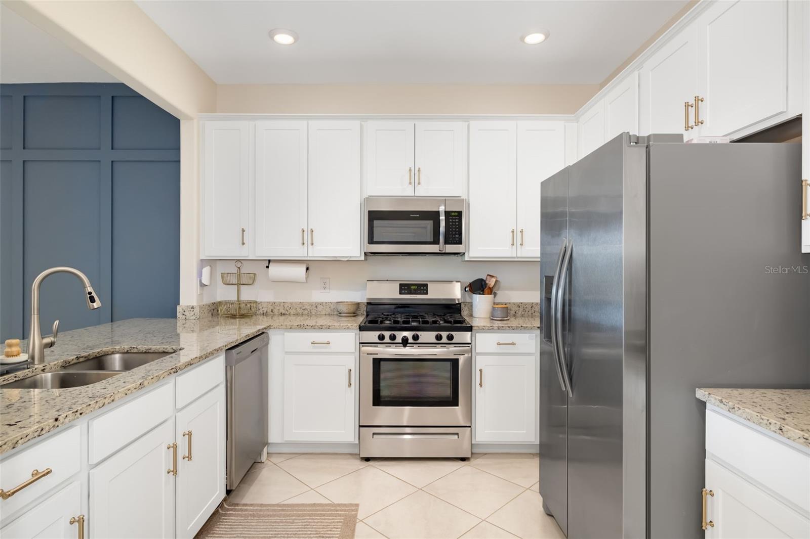 LORRAINE LAKES PH IIA - Residential