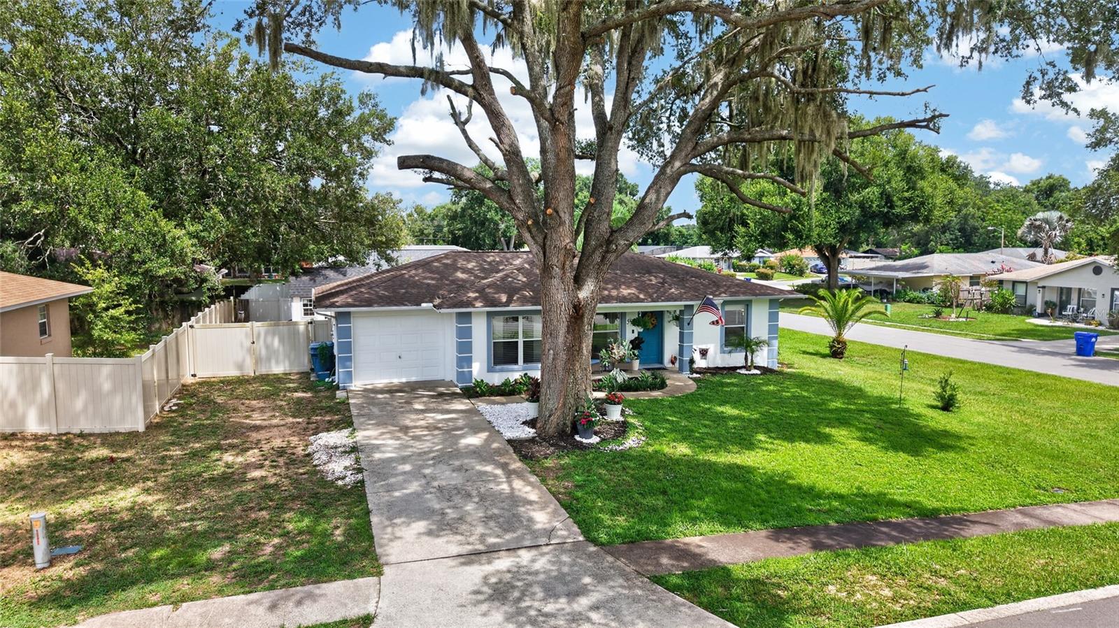 TAVARES MAGNOLIA RIDGE SUB - Residential