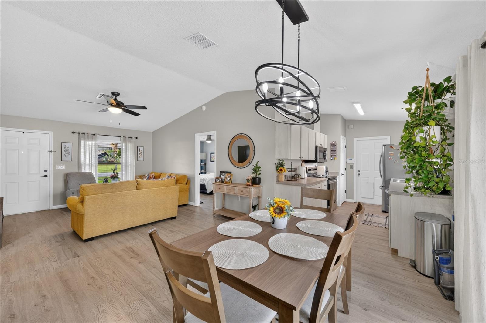 TAVARES MAGNOLIA RIDGE SUB - Residential