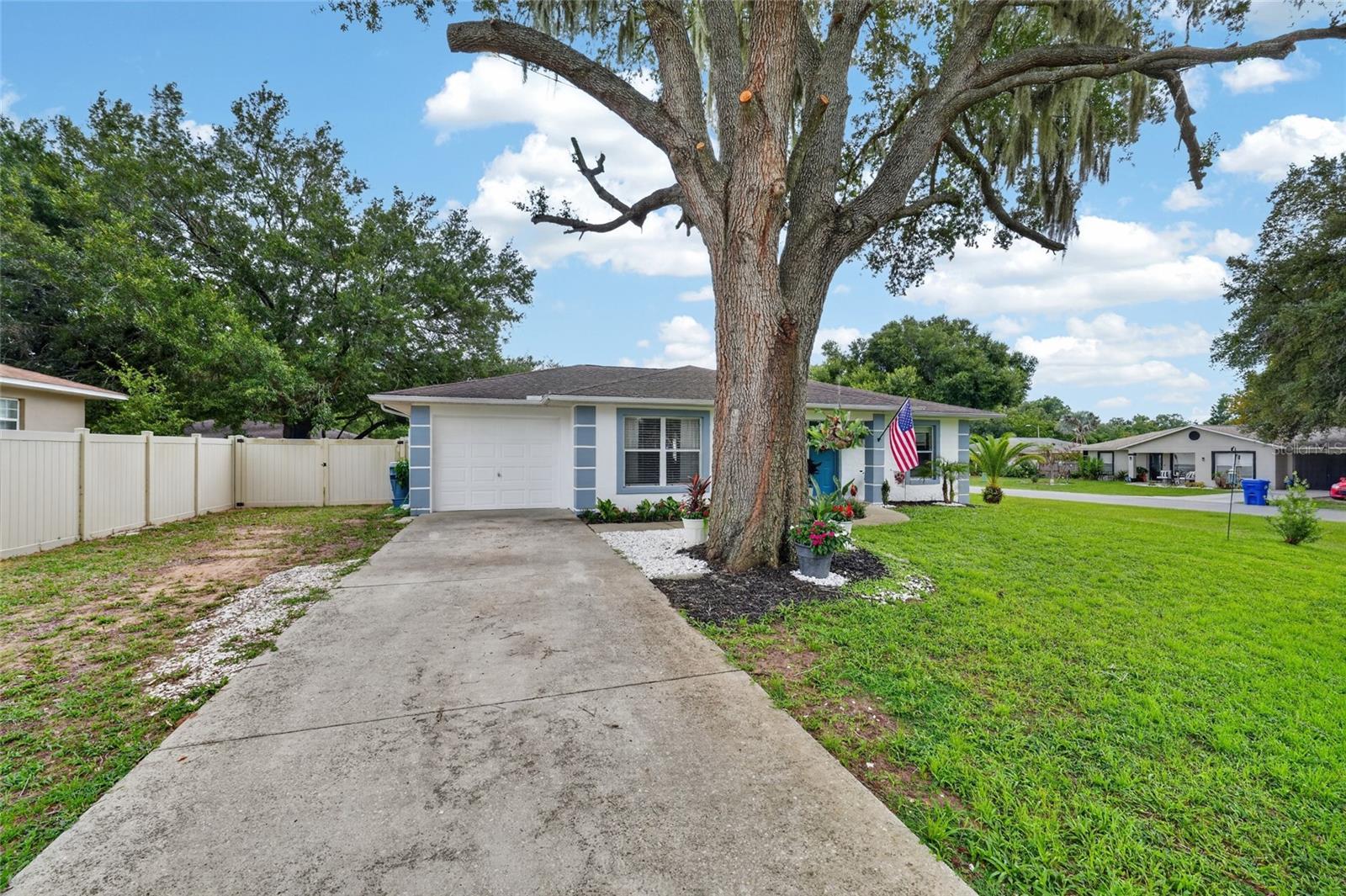 TAVARES MAGNOLIA RIDGE SUB - Residential