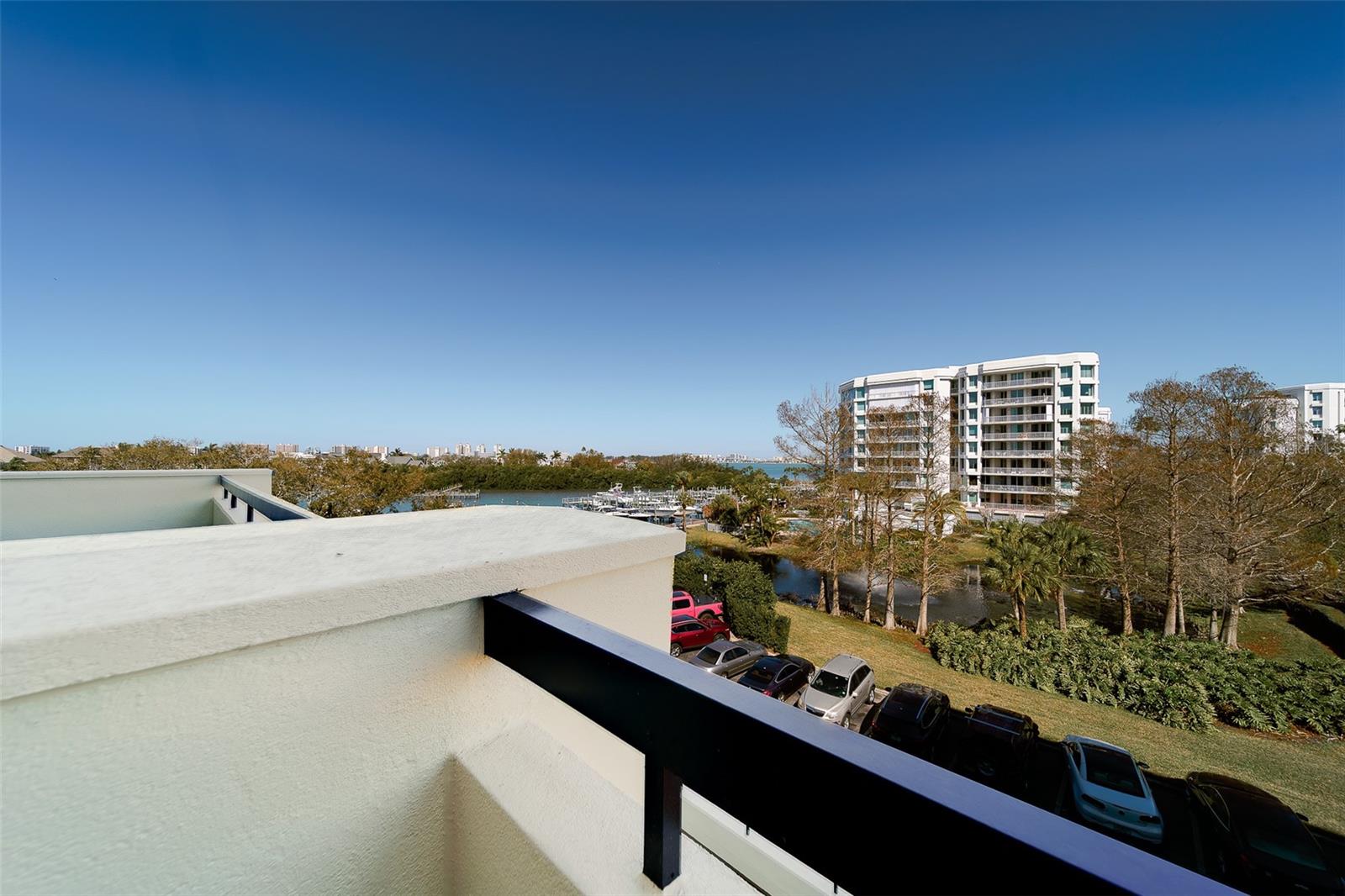 BELLEVIEW BILTMORE VILLAS S GARDEN 8 - Residential