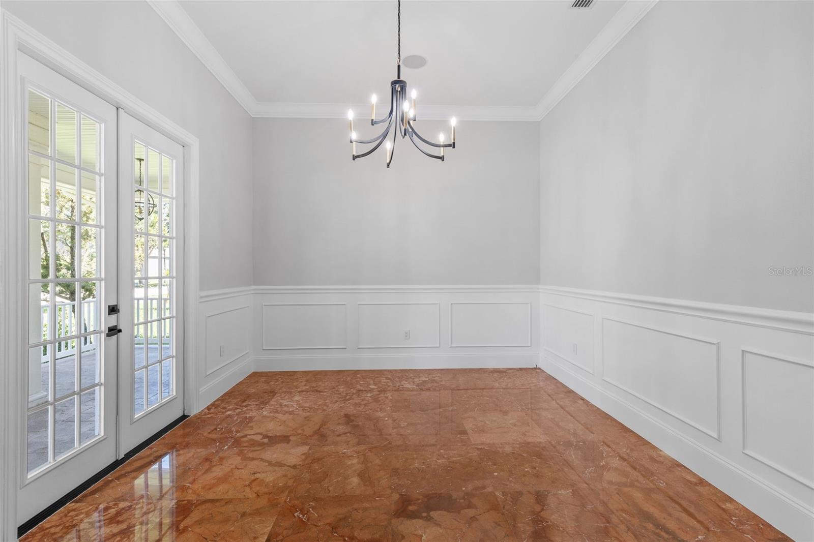 ESTATES AT LIMONA WOODS - Residential