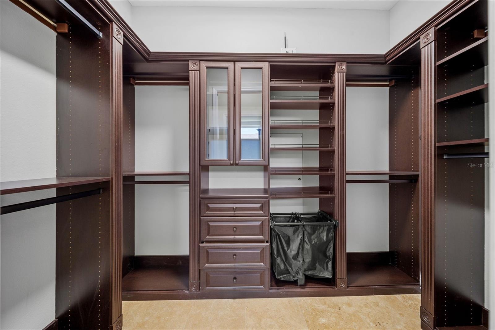 ESTATES AT LIMONA WOODS - Residential
