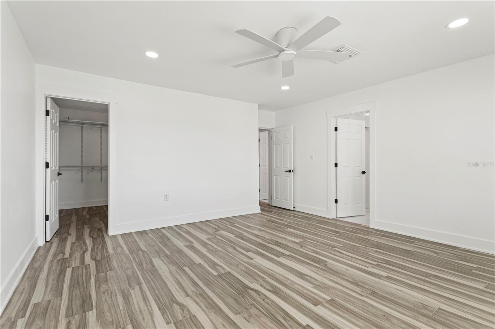 BURKES - Residential