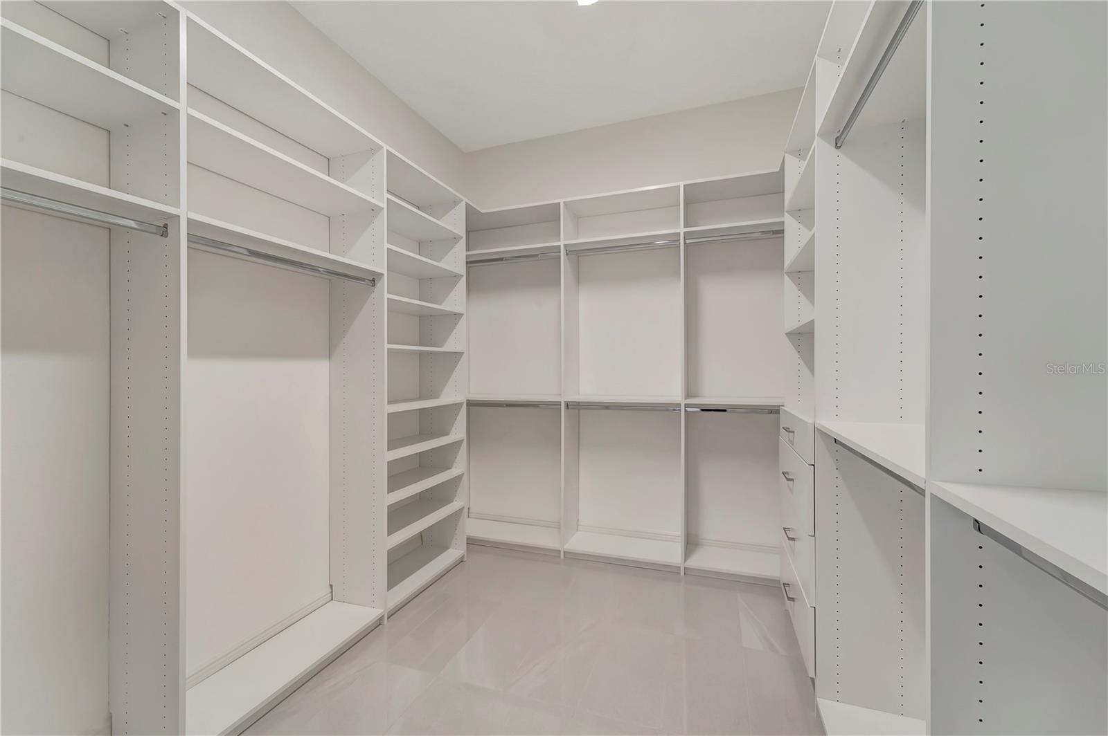 ARIA PH III - Residential