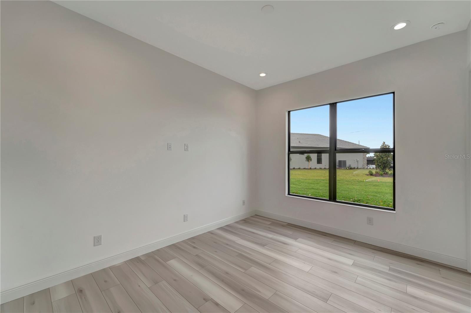 ARIA PH III - Residential