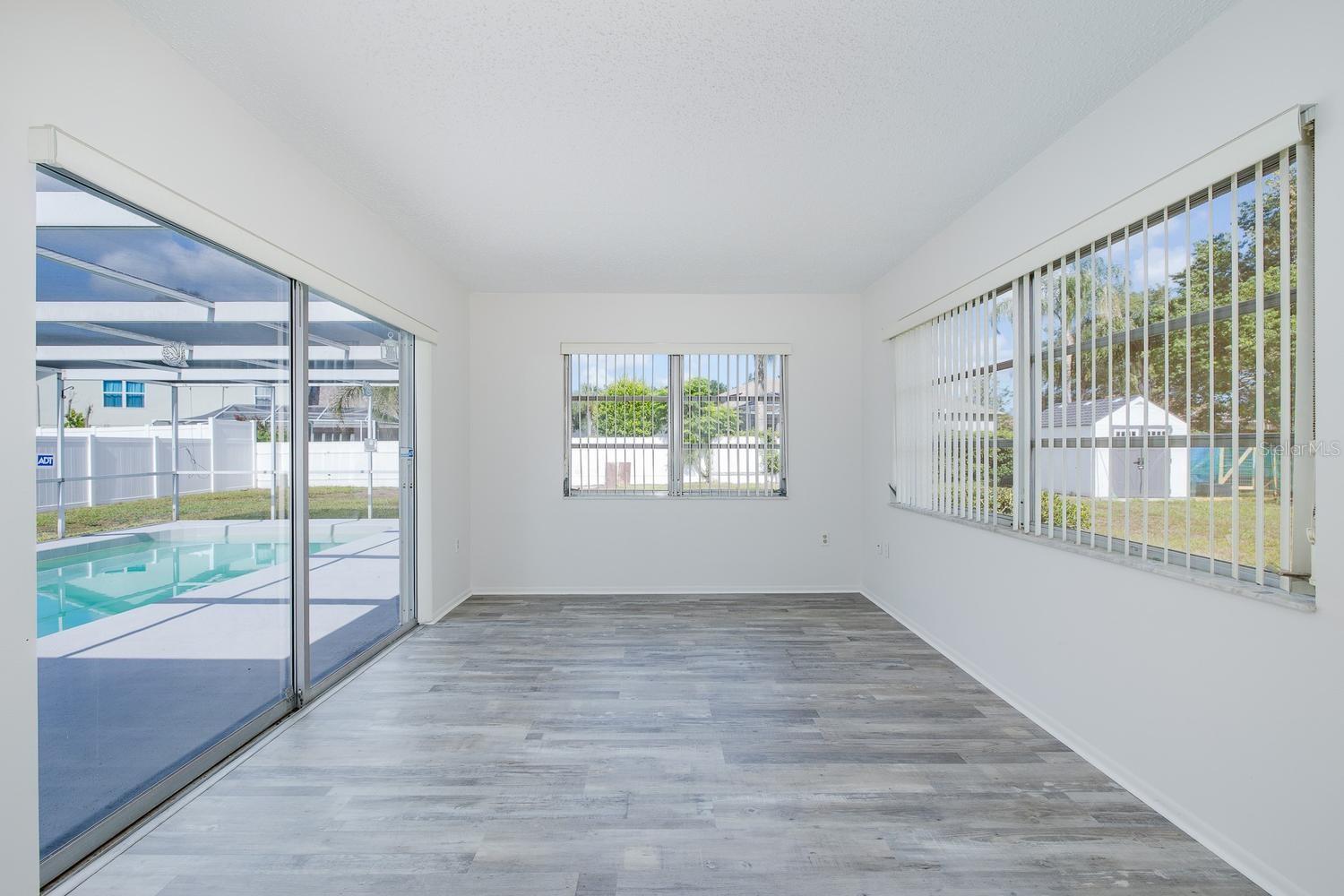 SPRING HILL - Residential