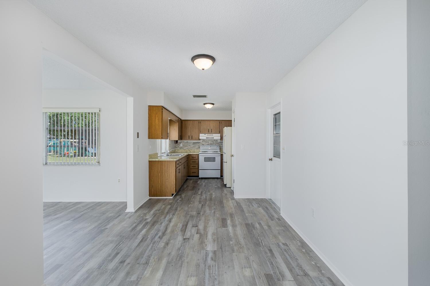 SPRING HILL - Residential
