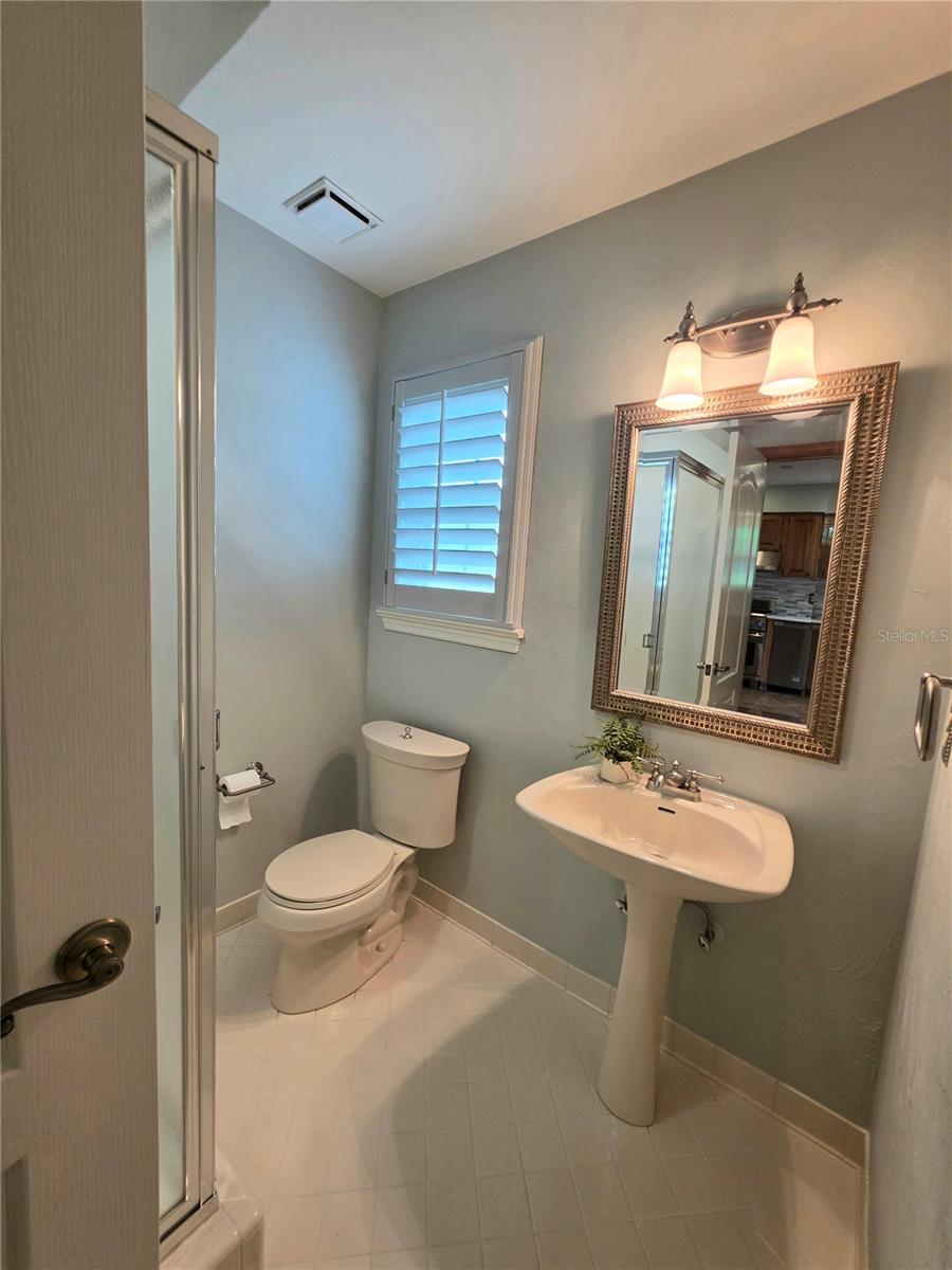 KENWOOD - Residential
