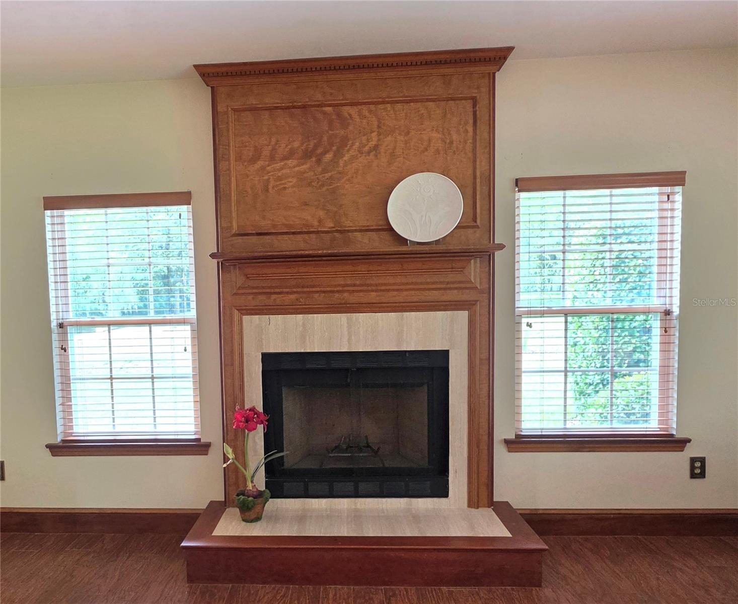 KENWOOD - Residential