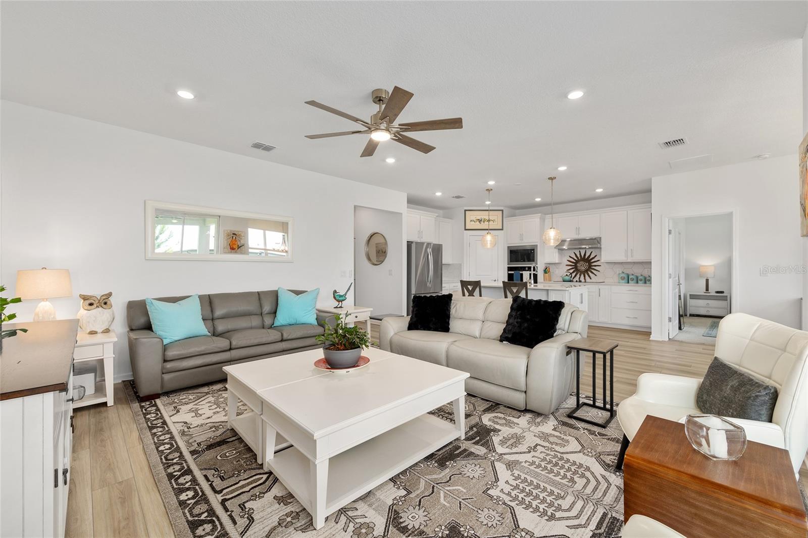 STONE CRK BY DEL WEBB SUNDANCE - Residential