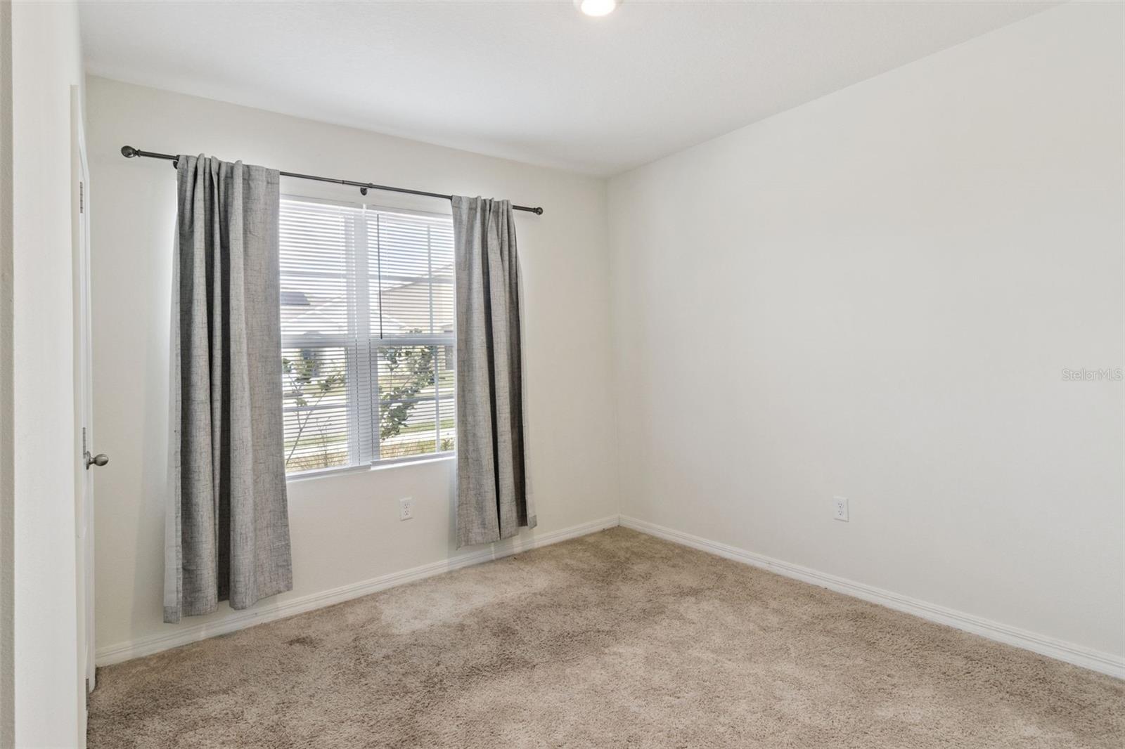 HAMMOCK RESERVE PH 2 - Residential Lease
