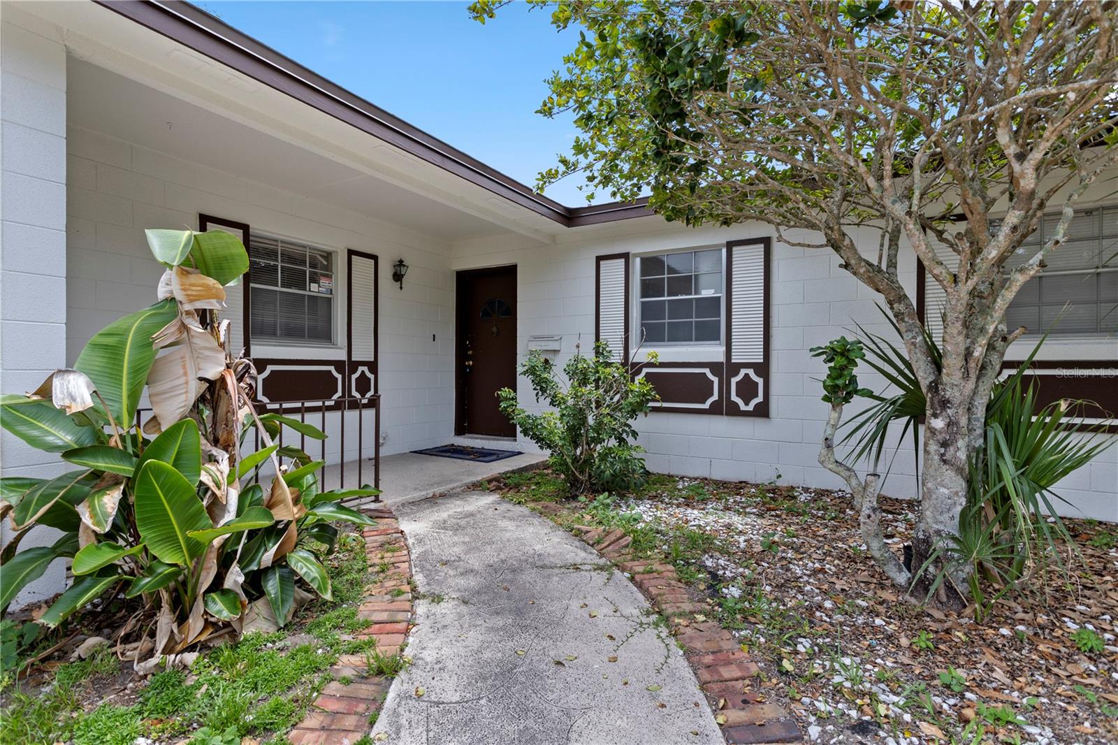 Bring your vision and add your personal touch to this solidly built 3-bedroom, 2-bath home in a convenient location just 4.5 miles from downtown. Situated on nearly a quarter-acre lot, this property offers great potential for investors, renovators, or buyers looking to build equity with some TLC.

Features include an oversized 2-car garage, a spacious 11' x 22' air-conditioned bonus room with abundant windows, and a large fenced backyard with plenty of room for pets, play, or future improvements. Located in a quiet neighborhood, this home provides a great foundation and endless possibilities for customization.

Whether you're looking for your next investment property or an affordable home to make your own, this is an opportunity you won't want to miss!