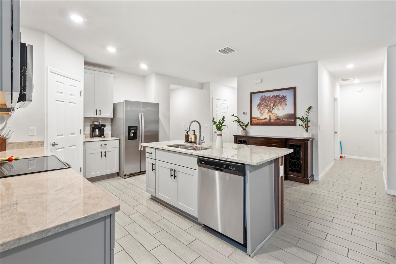 SILVER SPRINGS - Residential