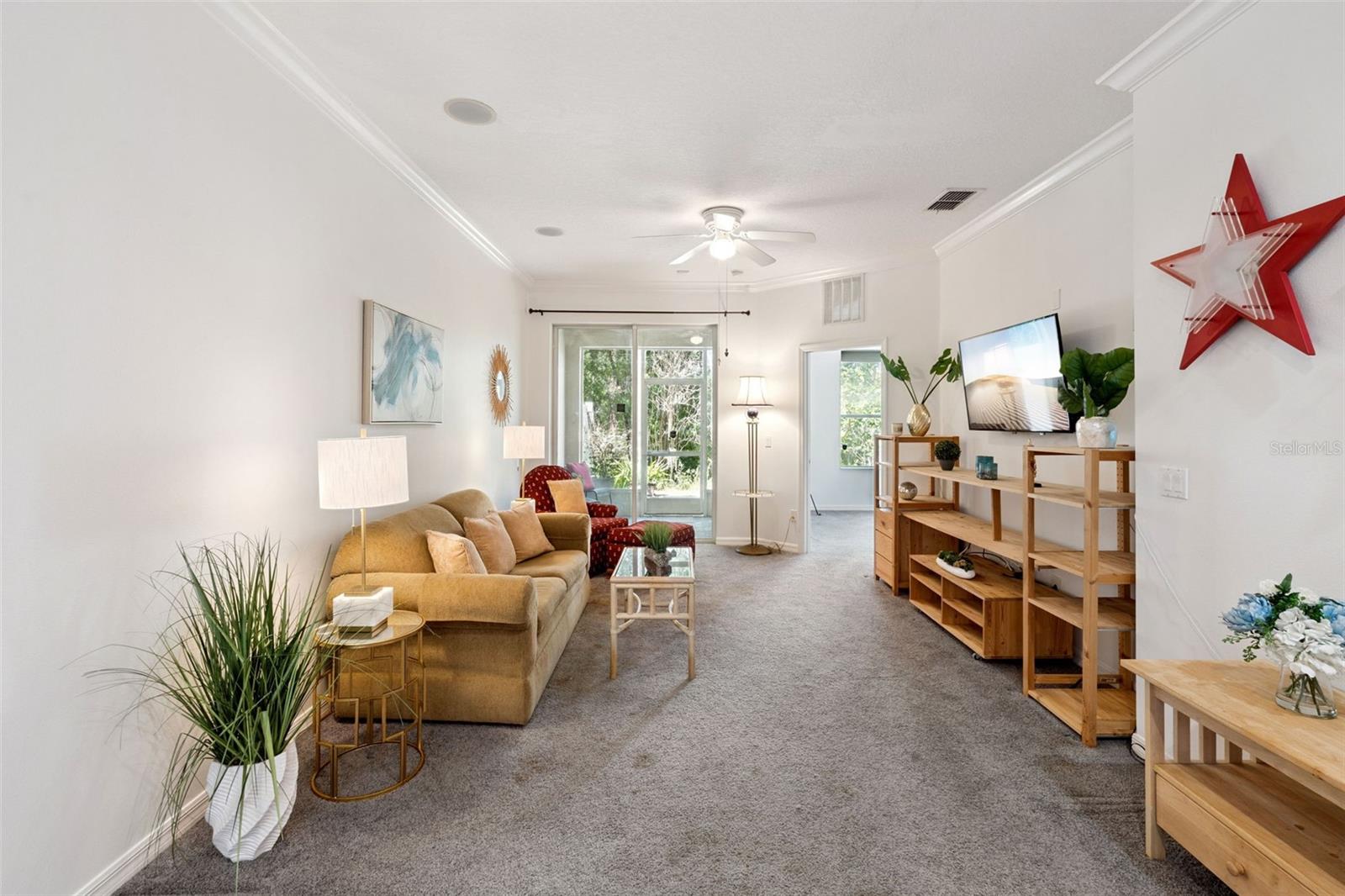 OASIS COVE 1 AT LAKESIDE VILLAGE CONDO PH 1 - Residential